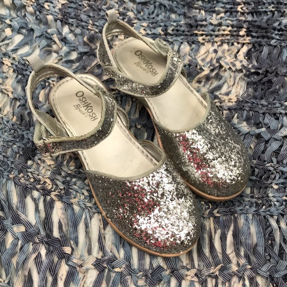 OshKosh Sparkly Shoes size 1